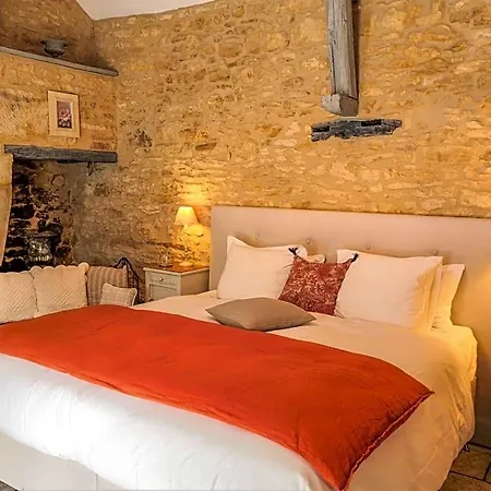 La Closerie De Sarlat Maison D Hotes De Charme ゲストハウス Sainte-Nathalène