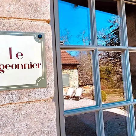 La Closerie De Sarlat Maison D Hotes De Charme ゲストハウス 4*